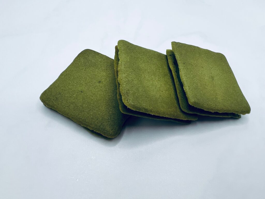 Green Tea LANGUE-DE-CHAT
