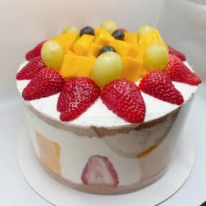 Korean Style Fruit Cake (8 inch)