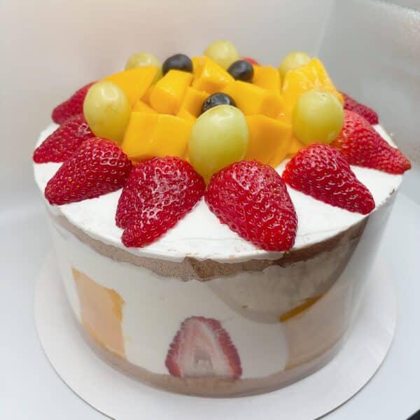 Korean Style Fruit Cake (8 inch)